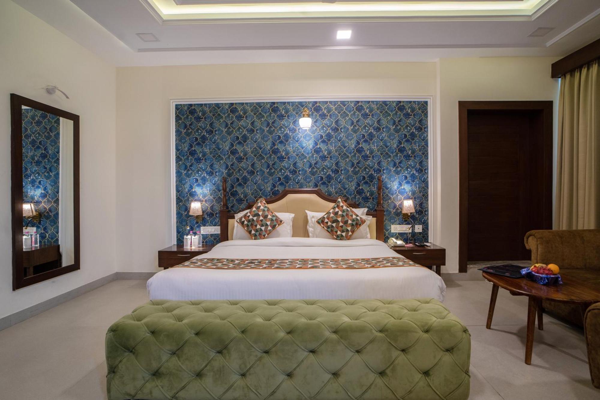Hotel The Courtyard - Beyond Bar & Club Udaipur Exterior foto